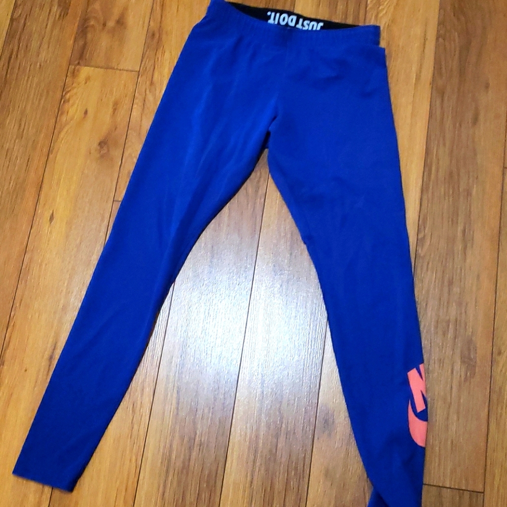 Nike leggings